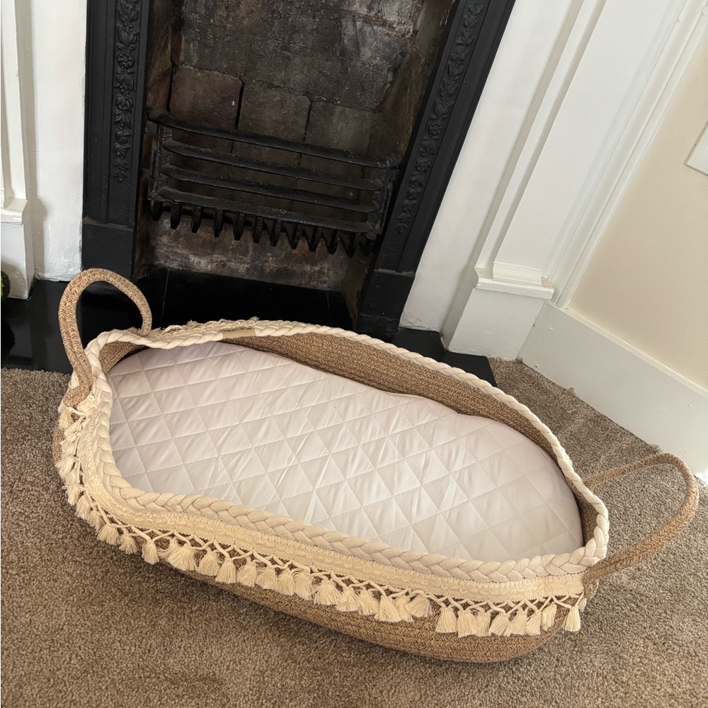 Moses woven tassel changing basket. Never used!